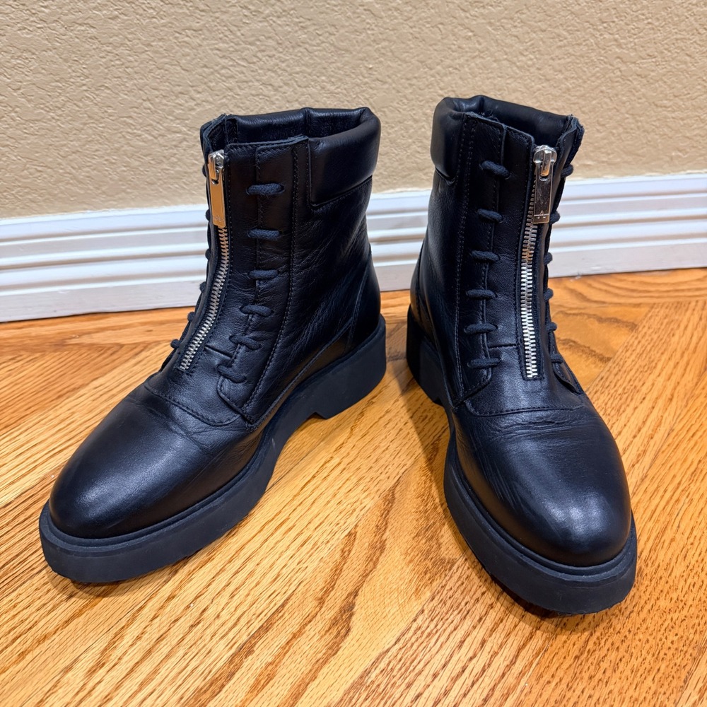 New Aquatalia Melani Black Leather Front Zip Combat Boots Made in Italy Size 6.5